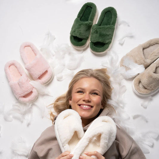 The Comforts - Cozy Slides